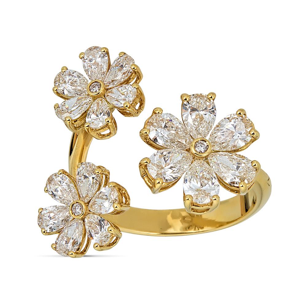 Yellow Gold Flower Ring with Round and Pear Shape Diamonds