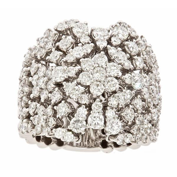 ZYDO Italian Jewelry Flexible Ring Showcasing 3.69cts of Sparkling Round Diamonds